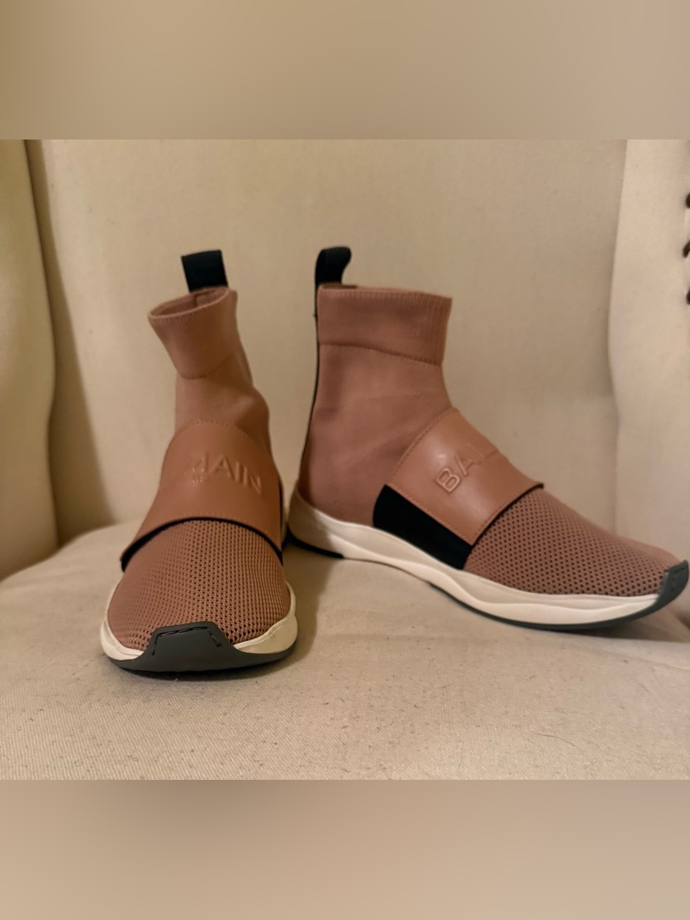 Balmain pink cameron knit sneakers